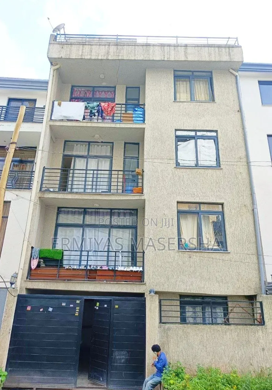 Furnished 7bdrm House in Yeka for sale