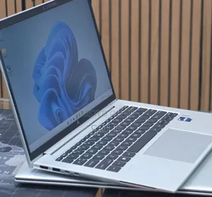 New Laptop HP EliteBook 840 G9 16GB Intel Core i7 SSD 512GB