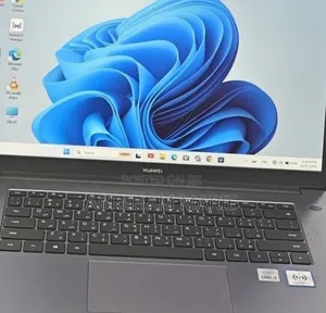 New Laptop Huawei MateBook 13 WRT-W19E 8GB Intel Core i3 SSD 256GB