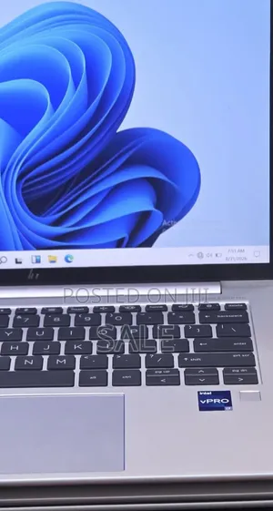 New Laptop HP EliteBook 840 G10 16GB Intel Core i7 SSD 512GB