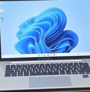 New Laptop HP EliteBook 840 G10 16GB Intel Core i7 SSD 512GB