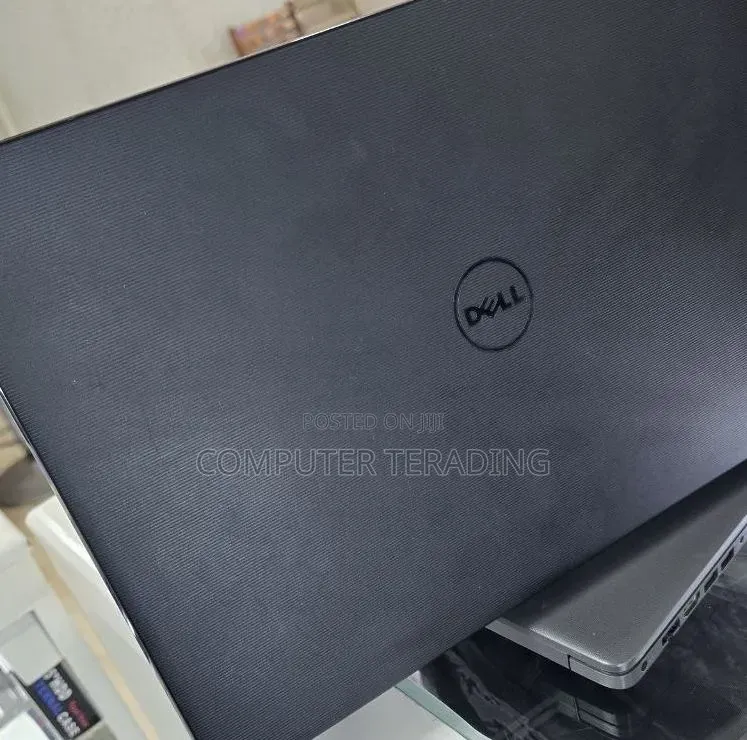New Laptop Dell 4GB Intel Core i5 HDD 1T
