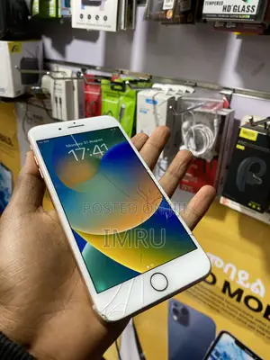 Apple iPhone 8 Plus 64 GB Gold