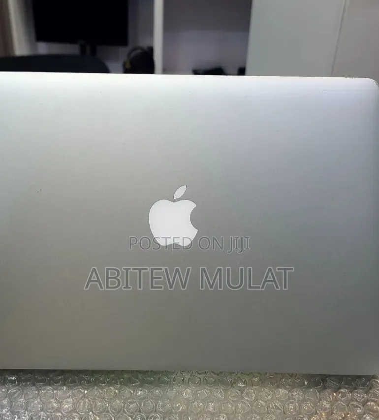 New Laptop Apple MacBook Air 2017 8GB Intel Core i5 SSD 128GB