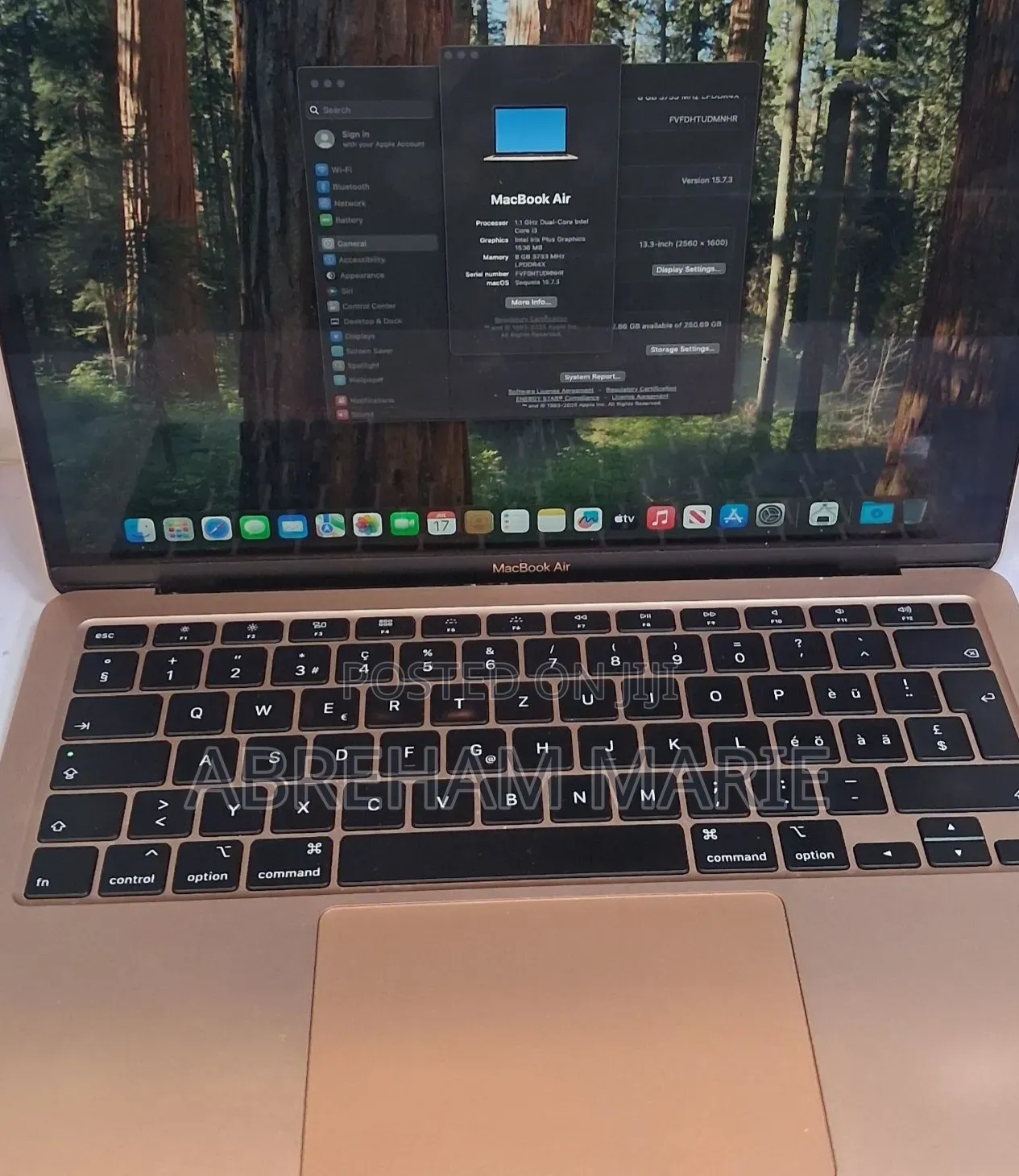 New Laptop Apple MacBook 2020 8GB Apple M1 SSD 256GB