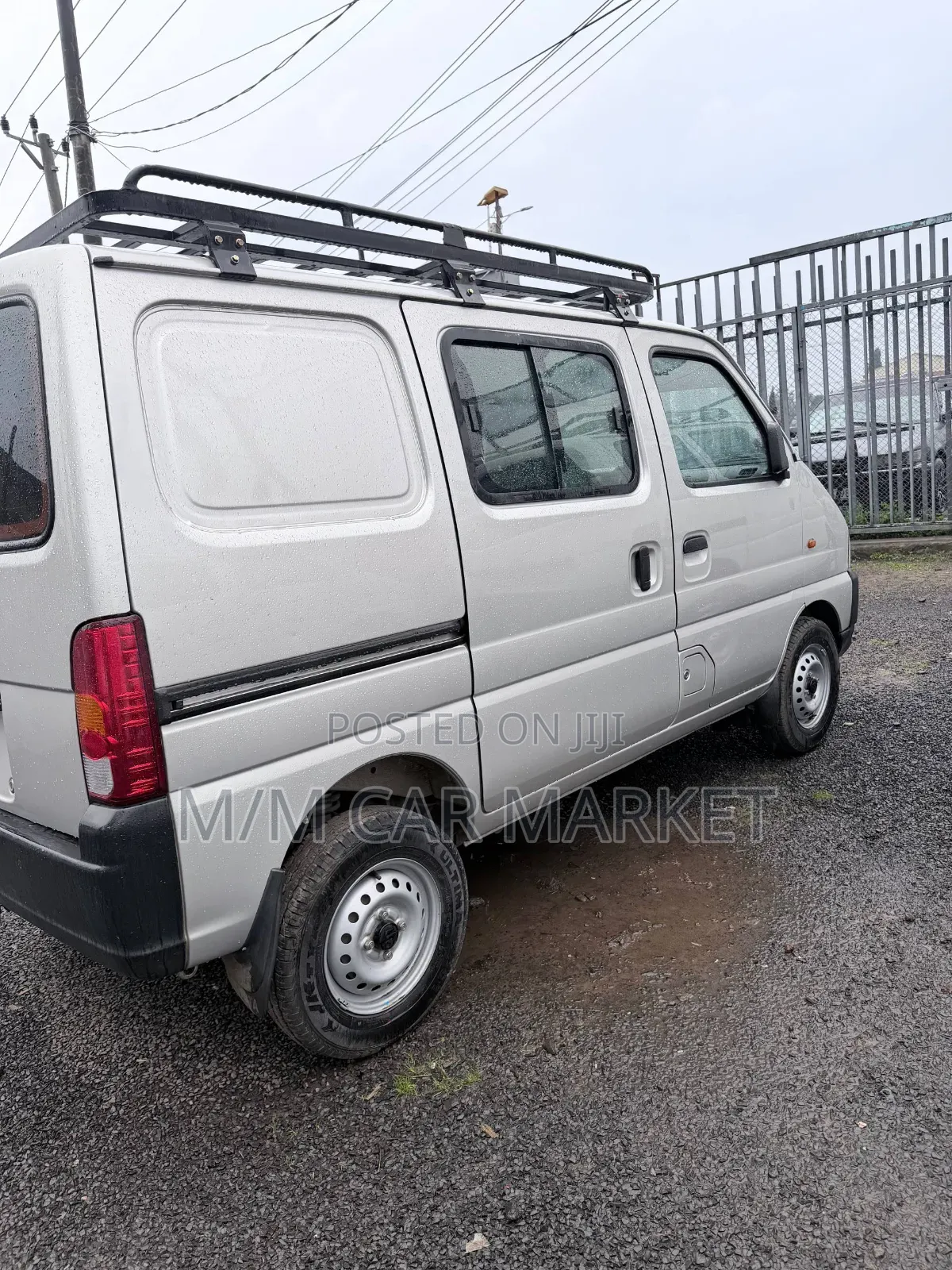 Suzuki Eeco 2023 Silver