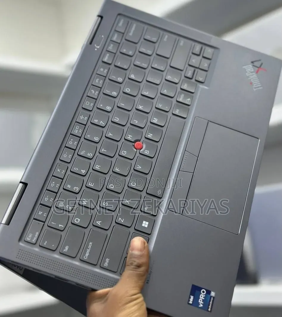 New Laptop Lenovo ThinkPad X1 Yoga 32GB Intel Core i7 SSD 512GB