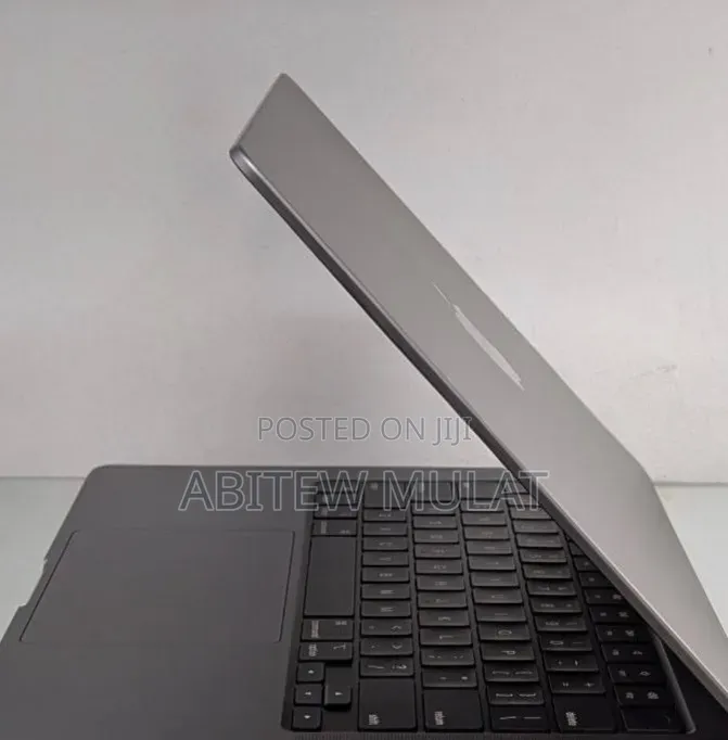 New Laptop Apple MacBook Pro 2021 M1 16GB Apple M1 SSD 512GB