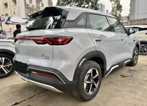 BYD Yuan Up 2025 Beige