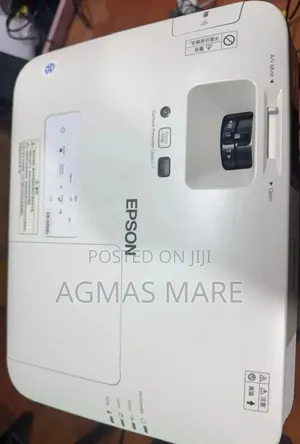 New EPSON Projector Model Name: CB -2255u Hardw