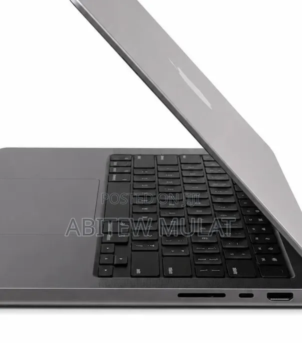 New Laptop Apple MacBook Pro 2021 M1 16GB Apple M1 Pro SSD 1T