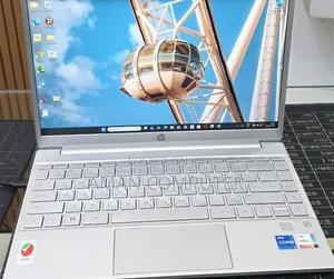 New Laptop HP Pavilion 13 8GB Intel Core i5 SSD 512GB
