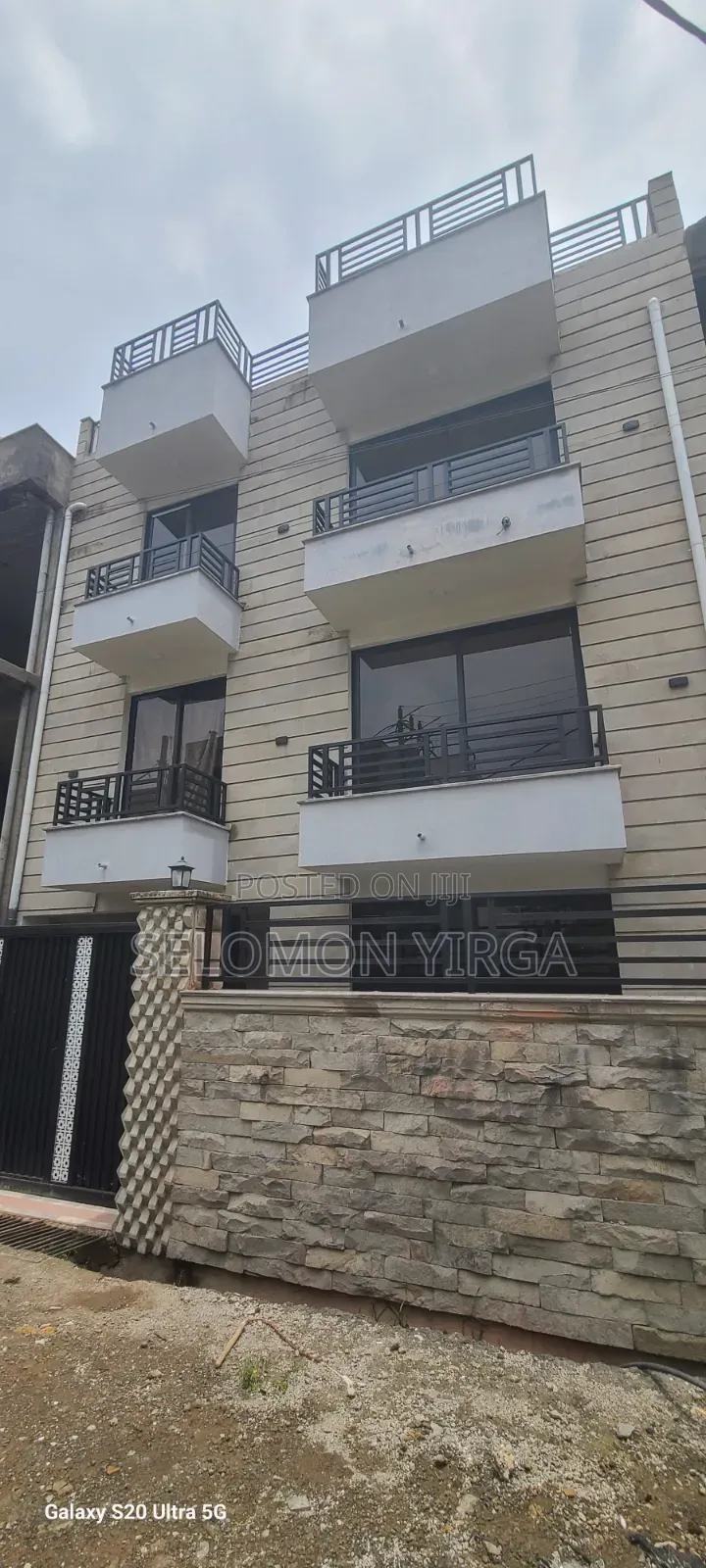 6bdrm House in Adis Ababa, Bole for sale