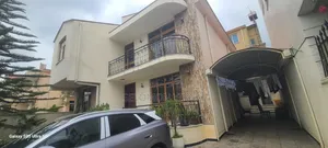 5bdrm House in Adis Ababa, Bole for sale