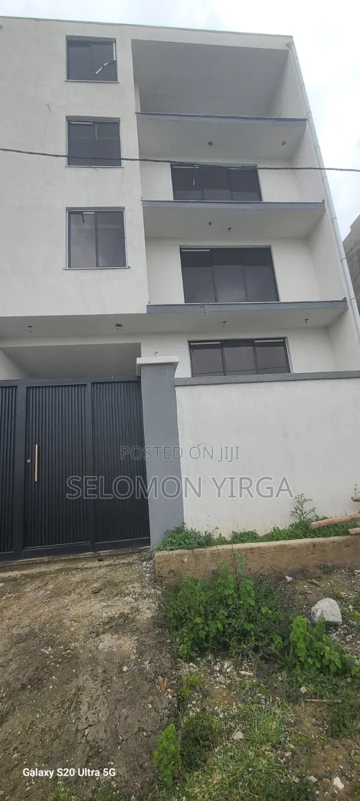 8bdrm House in Adis Ababa, Bole for sale