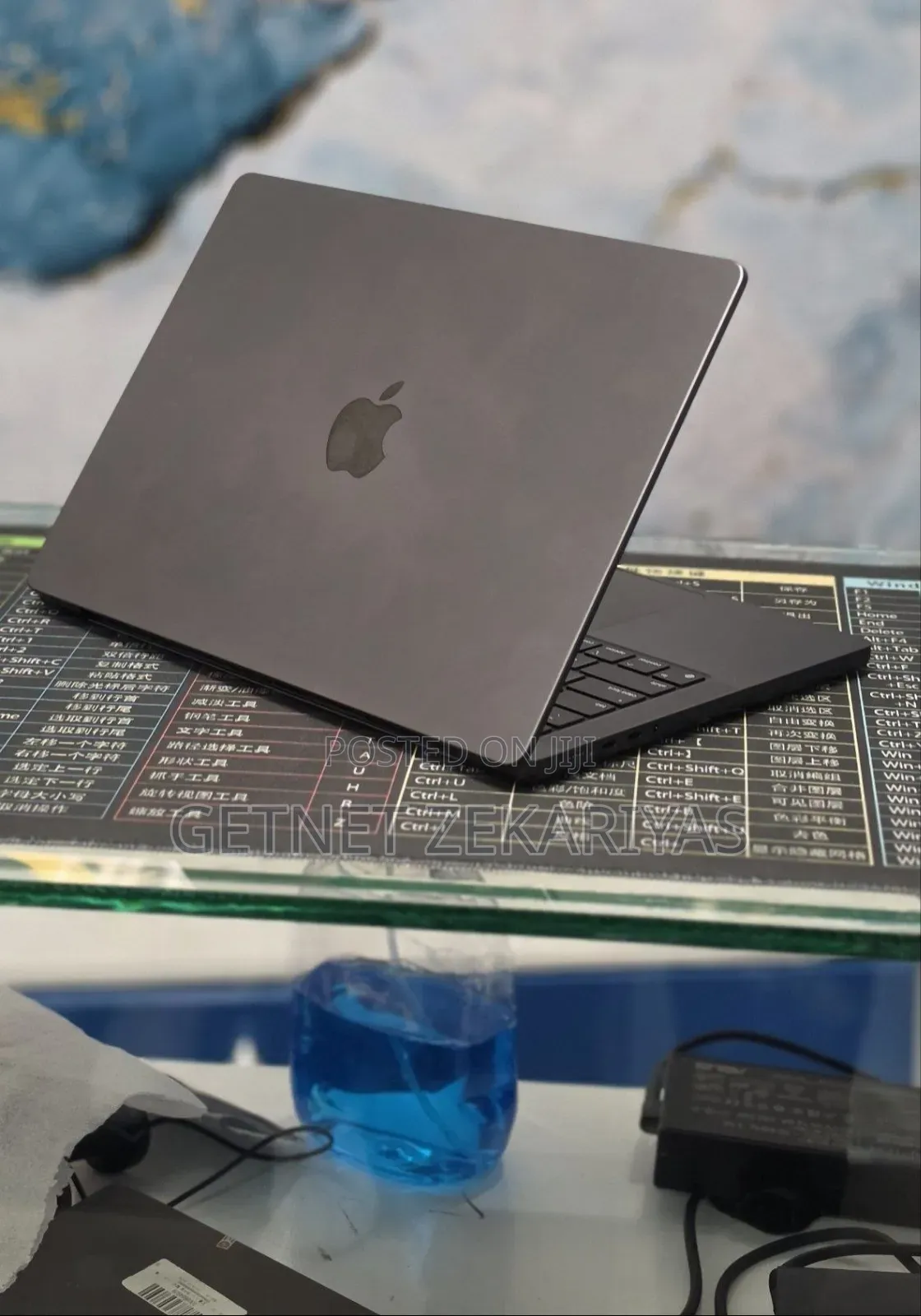 New Laptop Apple MacBook Pro 2024 M4 Pro 16GB Apple M4 SSD 512GB