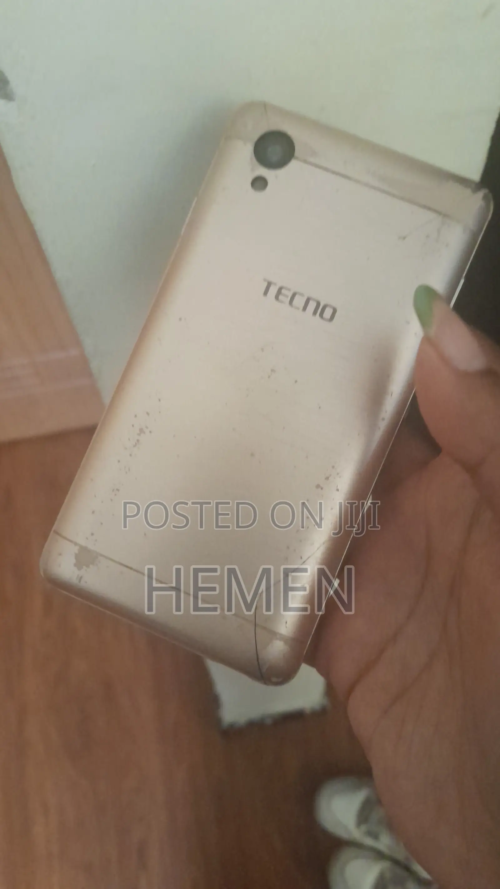 Tecno Y2 8 GB Gold