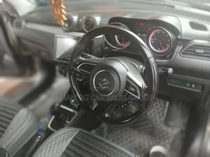 Suzuki Swift 2022 Gray