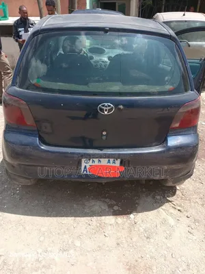 Toyota Vitz 2001 Blue