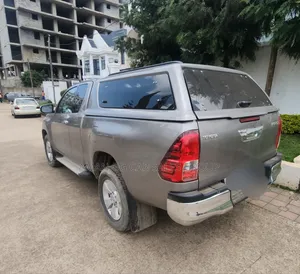 Toyota Hilux 2018 Pearl