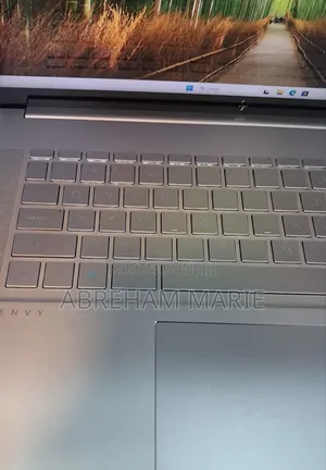 New Laptop HP Envy 13 16GB Intel Core i9 SSD 1T
