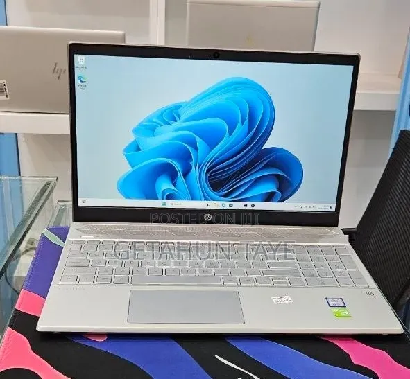New Laptop HP Pavilion 15 16GB Intel Core i7 SSD 512GB