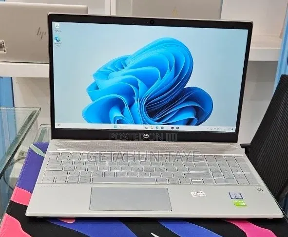 New Laptop HP Pavilion 15 16GB Intel Core i7 SSD 512GB