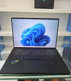 New Laptop Asus ROG Zephyrus G15 16GB Intel Core i7 SSD 1T