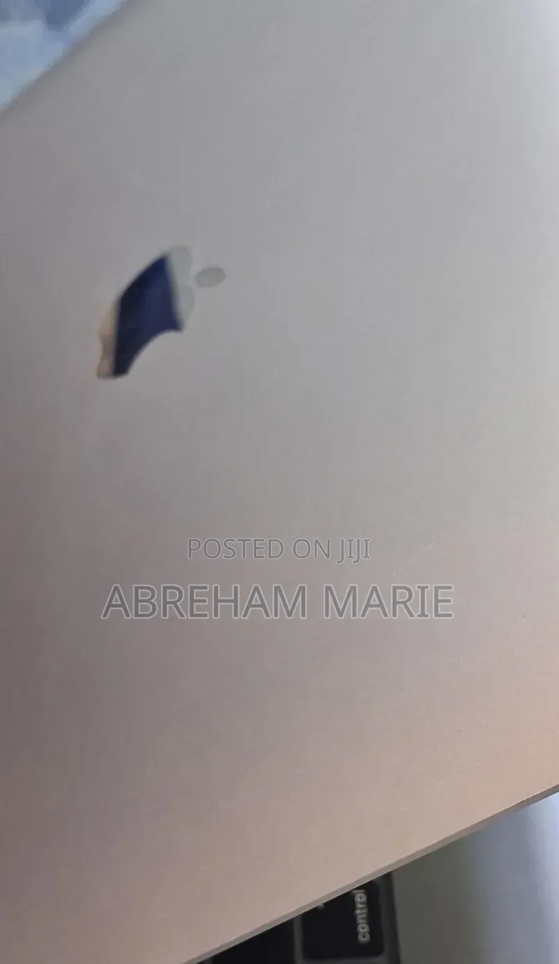 New Laptop Apple MacBook Air 2020 M1 8GB Apple M1 SSD 256GB