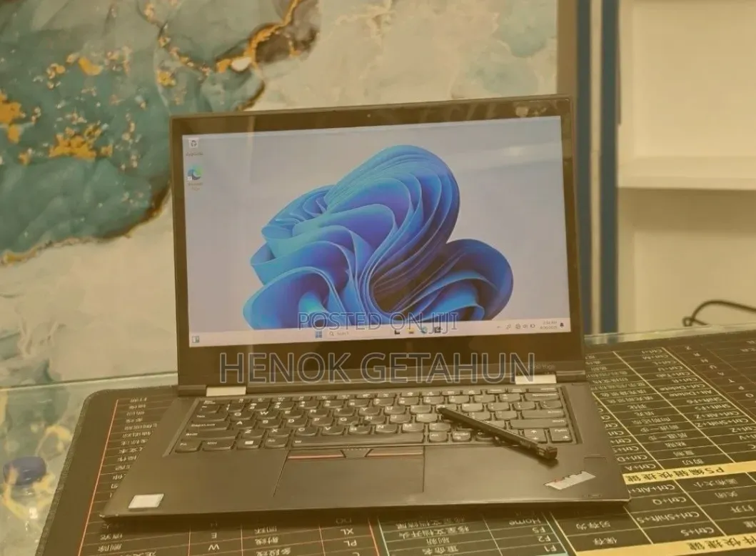 New Laptop Lenovo ThinkPad X380 Yoga 16GB Intel Core i5 SSD 256GB
