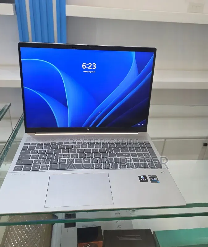 New Laptop HP Pavilion 15 16GB Intel Core i7 SSD 1T