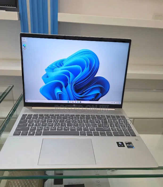 New Laptop HP Pavilion 15 16GB Intel Core i7 SSD 1T