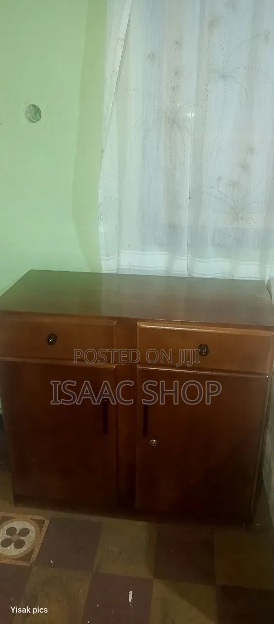 የእቃ ብፌ ለእስቶቭ ማስቀመጫ የሚሆን