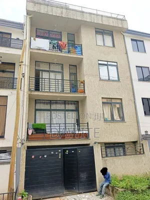 Furnished 7bdrm House in Bole for sale