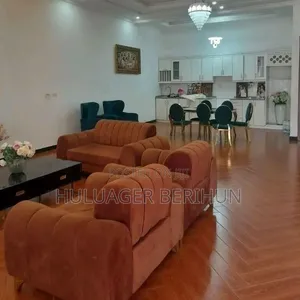 Furnished 4bdrm Villa in Bole for sale