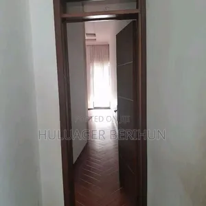 Furnished 4bdrm Villa in Bole for sale