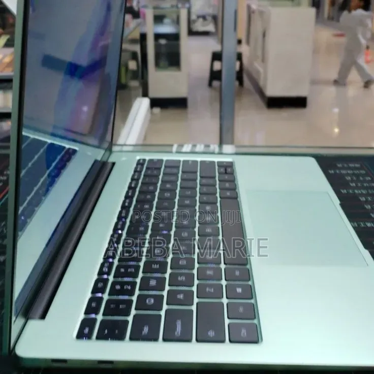 New Laptop 16GB Intel Core i5 SSD 512GB
