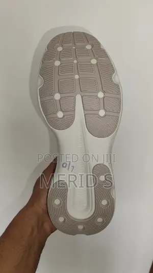 Under Armor Men's Sneaker