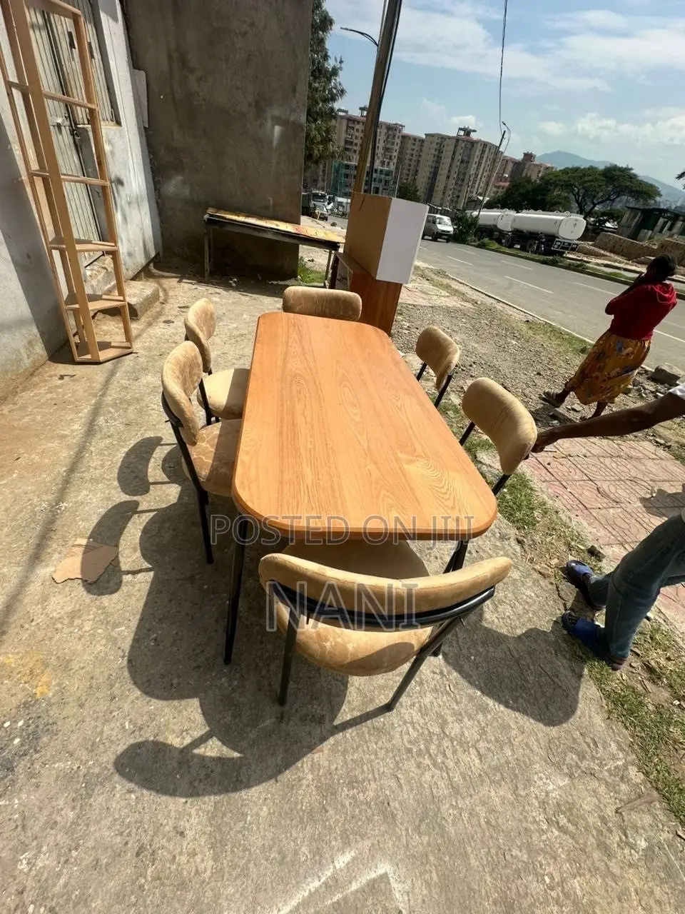Dinning Table