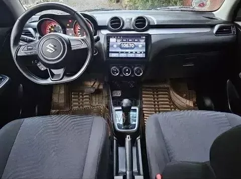 Suzuki Swift 2024 Gray