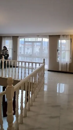 Furnished 3bdrm House in Bole for sale
