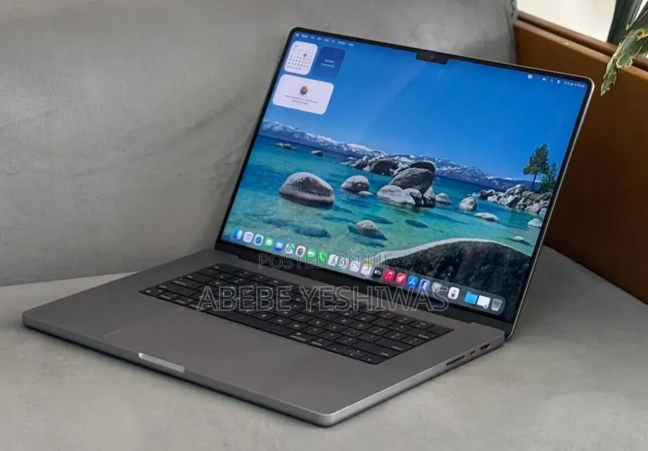 New Laptop Apple MacBook Pro 2021 M1 16GB Apple M1 SSD 1T