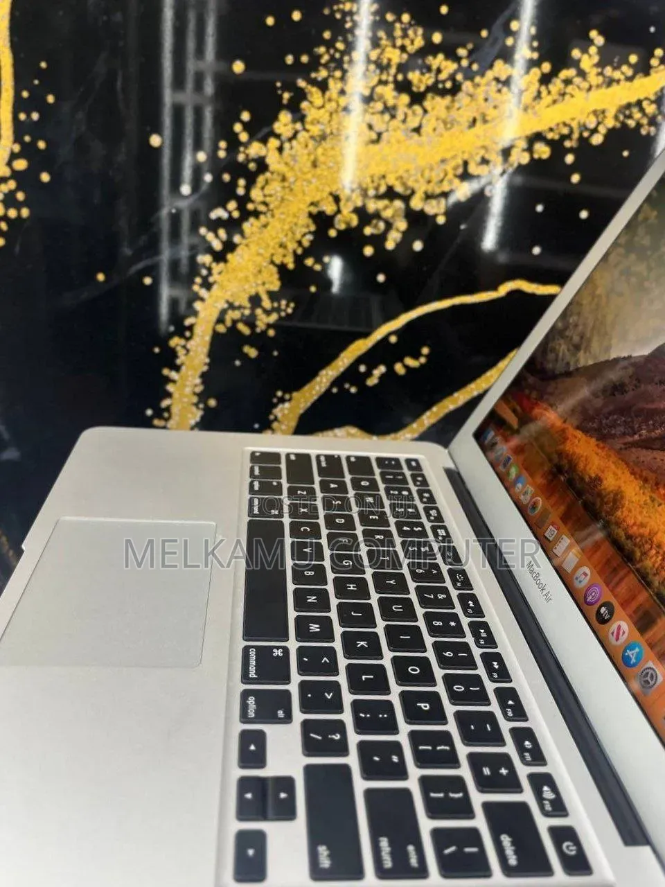New Laptop Apple MacBook Air 2017 8GB Intel Core i5 SSD 128GB