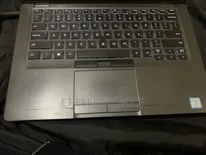 Laptop Dell Latitude 5400 8GB Intel Core i7 HDD+SSD 256GB