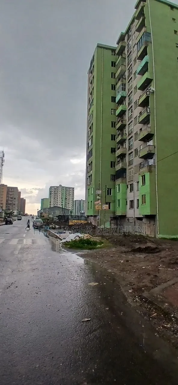 Furnished 3bdrm Condo in Bole for sale