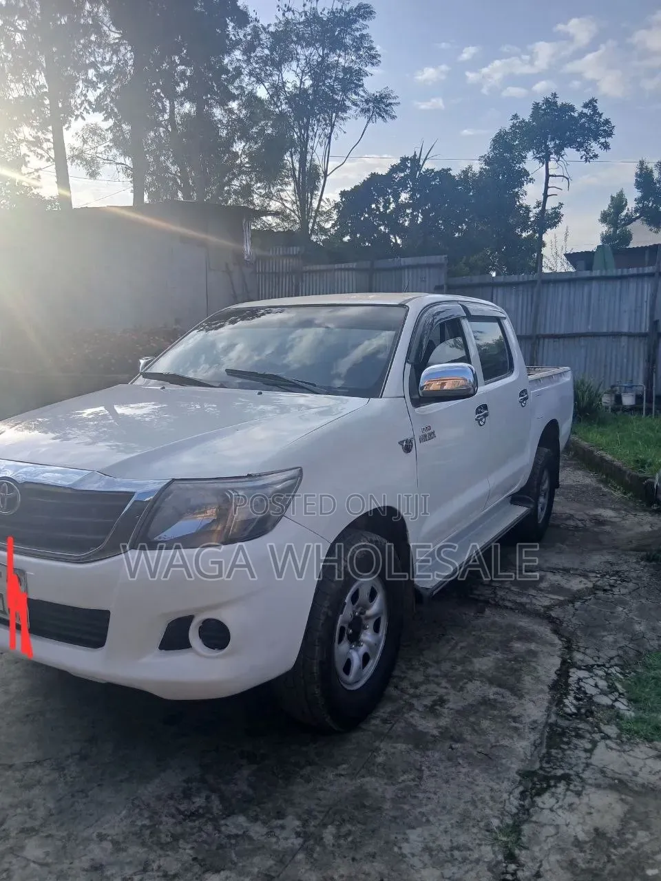Toyota Hilux 2011 White