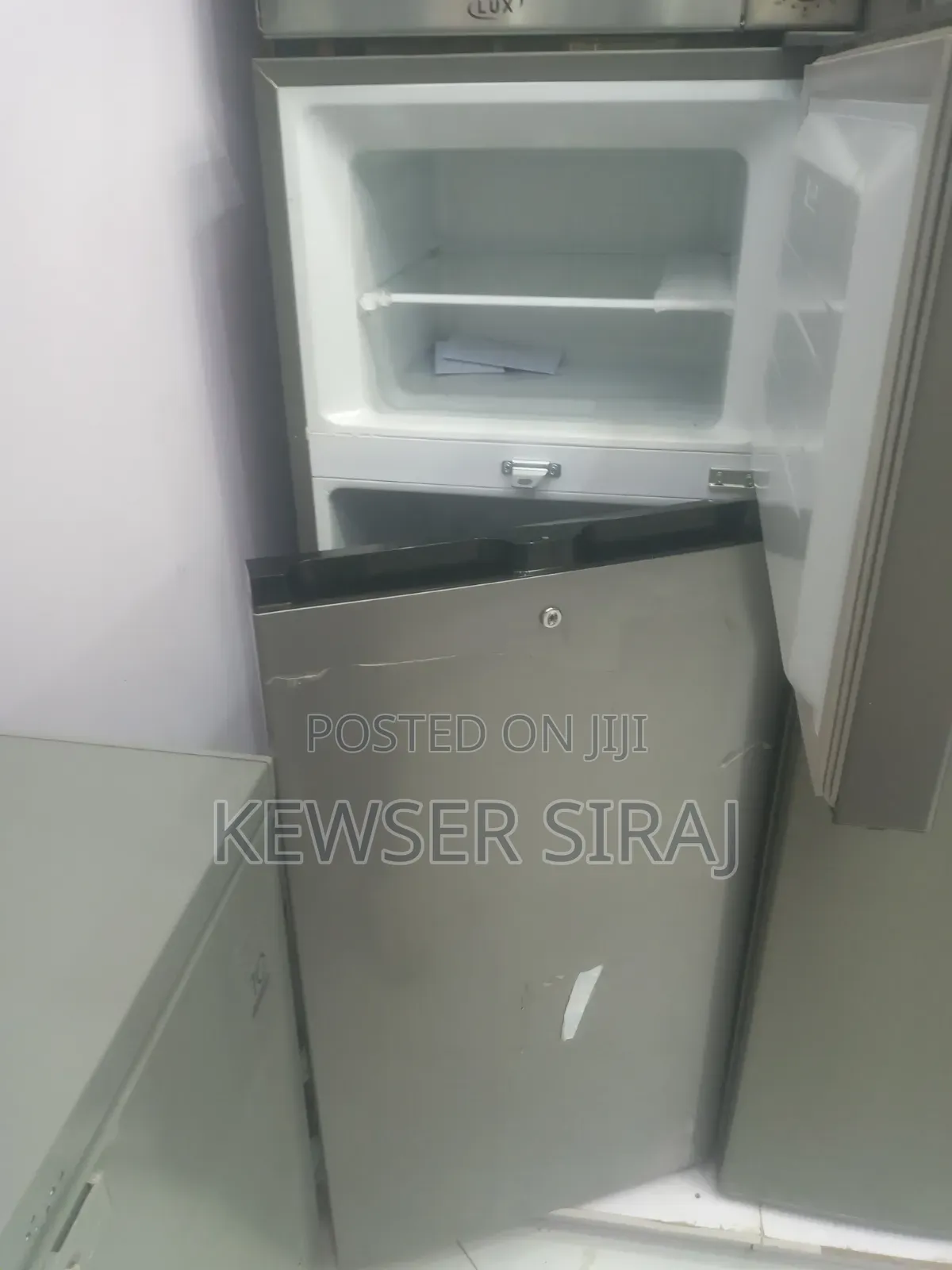HISENSE 270 Liter Refrigerator
