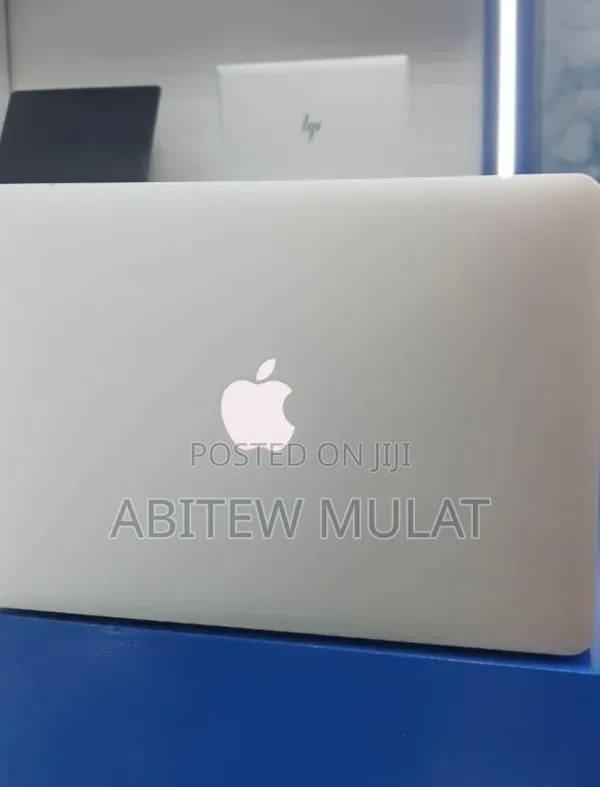 New Laptop Apple MacBook Air 2017 8GB Intel Core i7 SSD 128GB