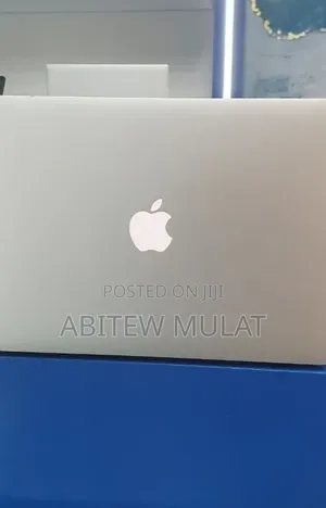 New Laptop Apple MacBook Air 2017 8GB Intel Core i7 SSD 128GB