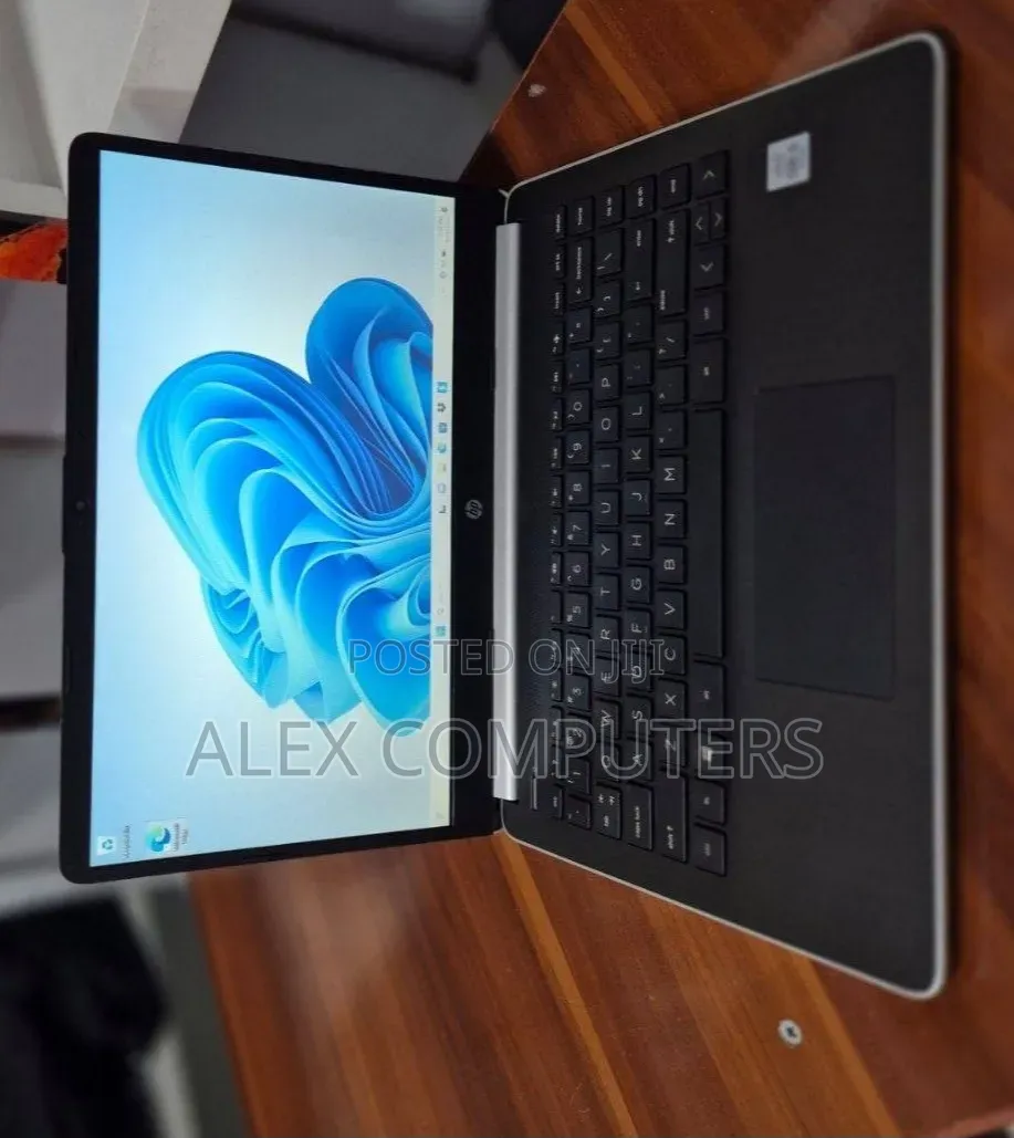 New Laptop HP Stream Notebook 8GB Intel Core i5 SSD 256GB